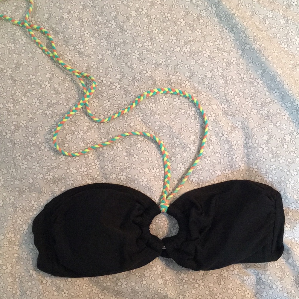 Bikini tops! - Picture 2 of 5